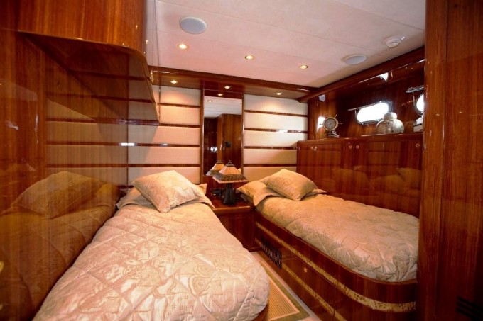 4Mal -  Twin cabin